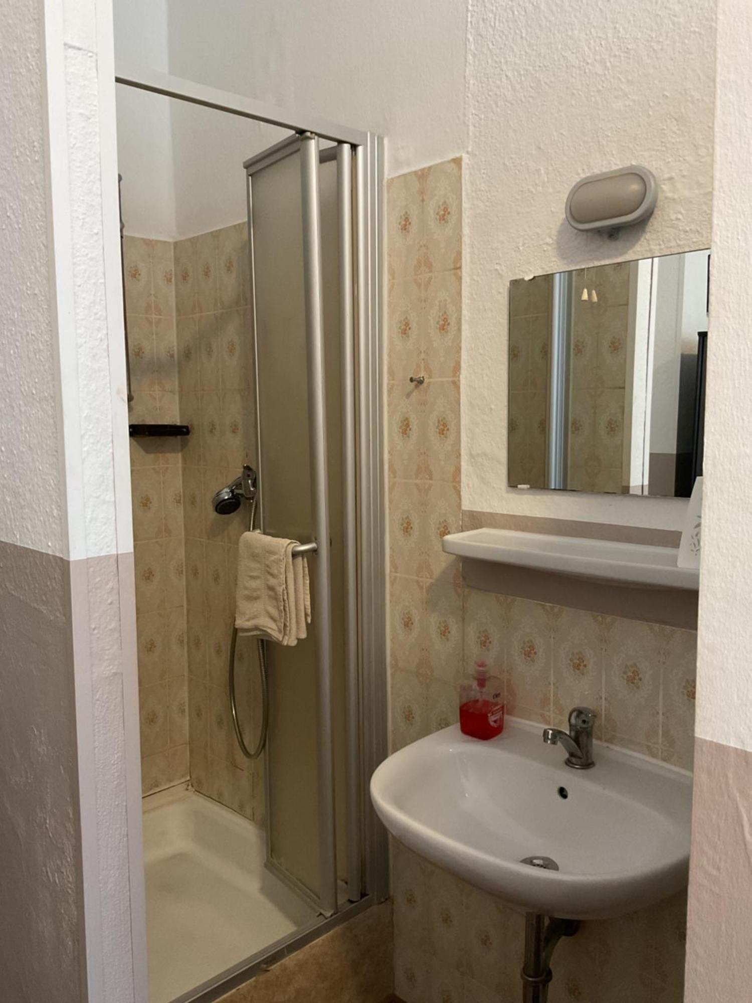 Pension Anna - Monteurzimmer Munich Extérieur photo